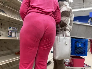 Public Beauties Series | Indian Showing VPL