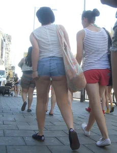 A couple girls out in shorts showing their ass cheeks