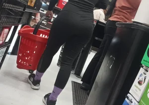 Incredible fitness girl in black bodysuit, not so pretty but a very hard good ass [OC]