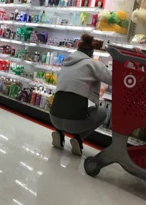 Oklahoma milf in grey leggings shopping at Target