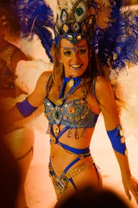 Sexy lady with a nice ass dressed up while dancing