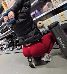 Deep Wedgie Red Leggings Candid Ass