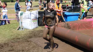 Bristol Pretty Muddy 5k race girls 2018