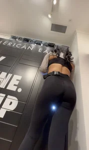American Eagle Leggins Employee/ Not OC