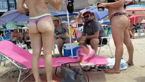 Brazillian beach creepshots, huge gallery of candid girls in swimsuits