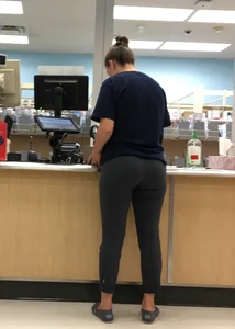Big booty babe at Target in grey leggings