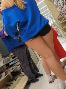Athletic Blonde PAWG in Spandex Shorts w/Cheeks Hanging Out [OC]