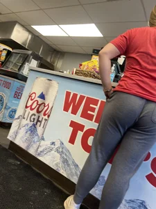 Great wedgie, dirty blonde