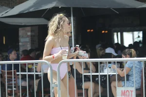 Deerfield Beach girls in bikinis