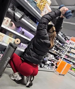 Deep Wedgie Red Leggings Candid Ass