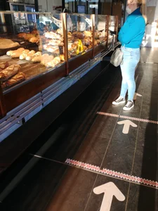 Bread is health ! Good girls also ! :P