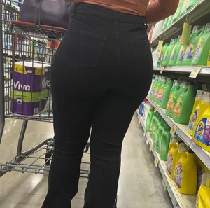 The curves on this Ebony in Black Jeans