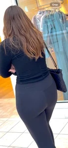 Thicc ass white booty (OC)
