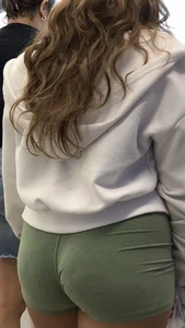 Spandex booty 0715