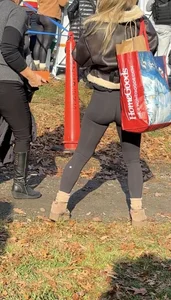 Cap 2 sexy asses in leggings at the same place  Which one is your fav
