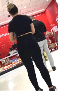 Asian milf perfect round ass in yoga pants and top long creep