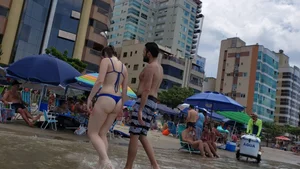 Brazillian beach creepshots, huge gallery of candid girls in swimsuits