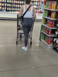 Gray and white shorts - quick caps