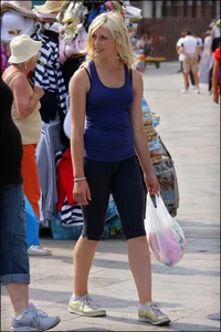 Blonde girl with a nice ass and vpl in leggings