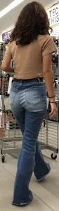 Slim booty Wyoming gal - I’d like to lick her Jackson Hole