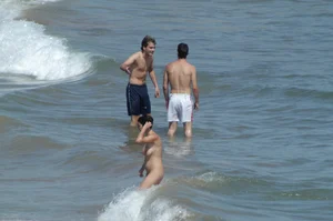 Sexy mature girls on Vilanova topless beach