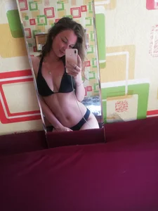 Cute Mirror Selfie in Lingerie