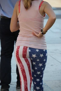 Girl out in USA leggings with decent ass