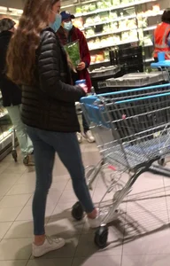 Tiny supermarket ass