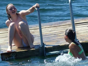 Bikini girls