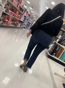Milf with bubble butt Halloween shopping