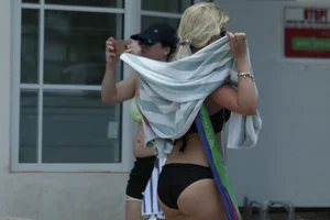 Candid Florida beach and bikini girls