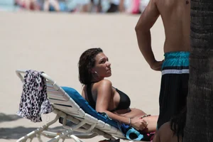 Sexy Florida beach bikini girls