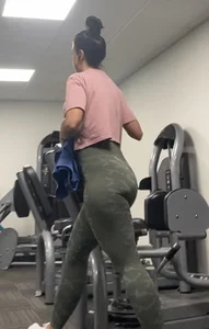 GYM MILF WITH JUICEST ASS “must see, close ups”