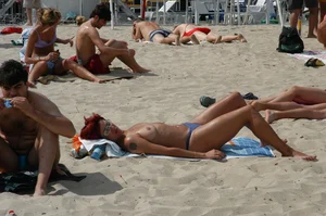 Verna topless beach girls out in the sun