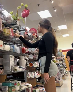 Insane Bubble on this Brunette in light grey biker shorts