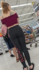 Tight girl in black Reebook legging. OC