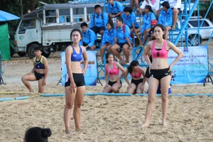 Thai candid volleyball girls