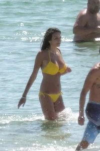 Bikini girls