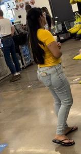 Nice ass, but she wasn’t pretty in the face