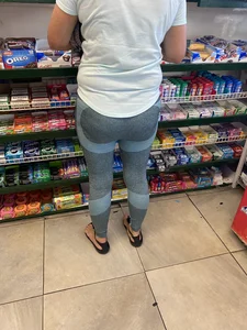 Gilf in leggings