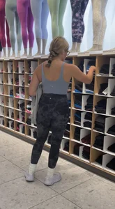 ridiculously fit blonde pawg w glasses in lulus