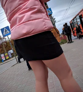 Mature Milf Street Candid with Nice Legs