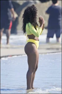 2 amazing candid black girls at the beach in thong bikinis with perfect asses