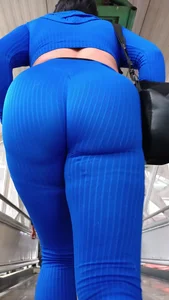 Gran culo de latina en leggings