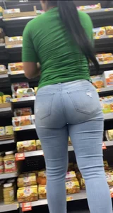 Hottest Latina Miami MILF  VPL in Tight Jeans (MEGAPOST)
