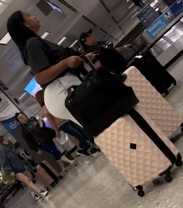 Airport ass