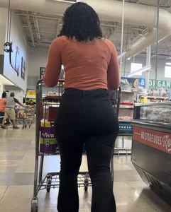 The curves on this Ebony in Black Jeans