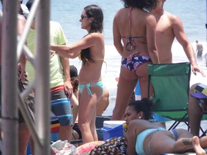 Sexy candid beach and bikini girls
