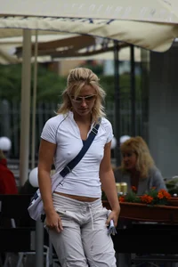 Candid tits and pokies