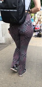 Hourglass Shape Jiggler